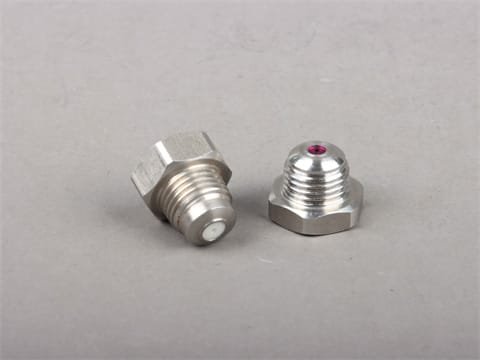 High pressure needle nozzle