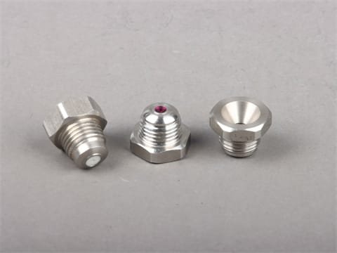 High pressure needle nozzle