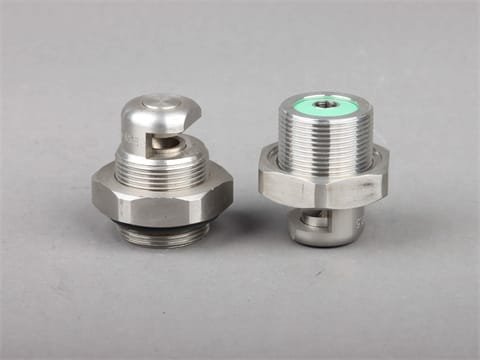 Self-Cleaning Nozzle