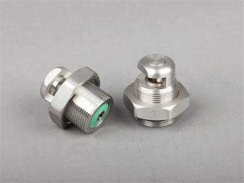 Self-Cleaning Nozzle