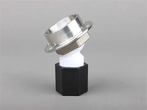 Universal Joint Nozzle